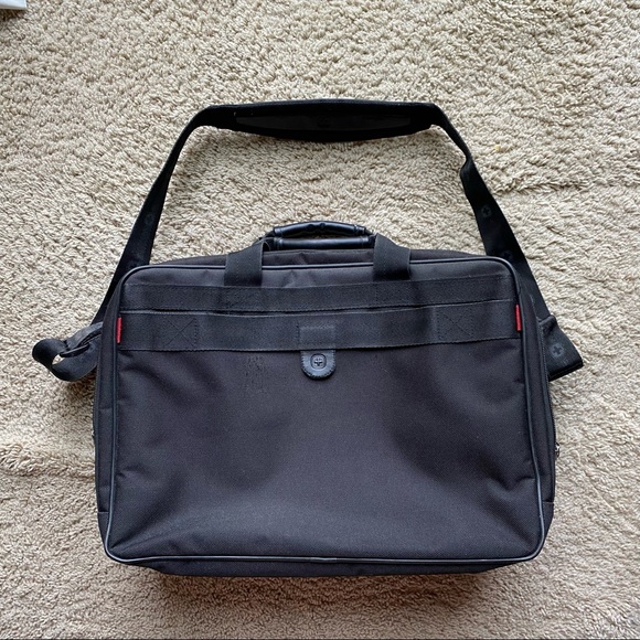 Wenger Brand Messenger Bag - Picture 4 of 7